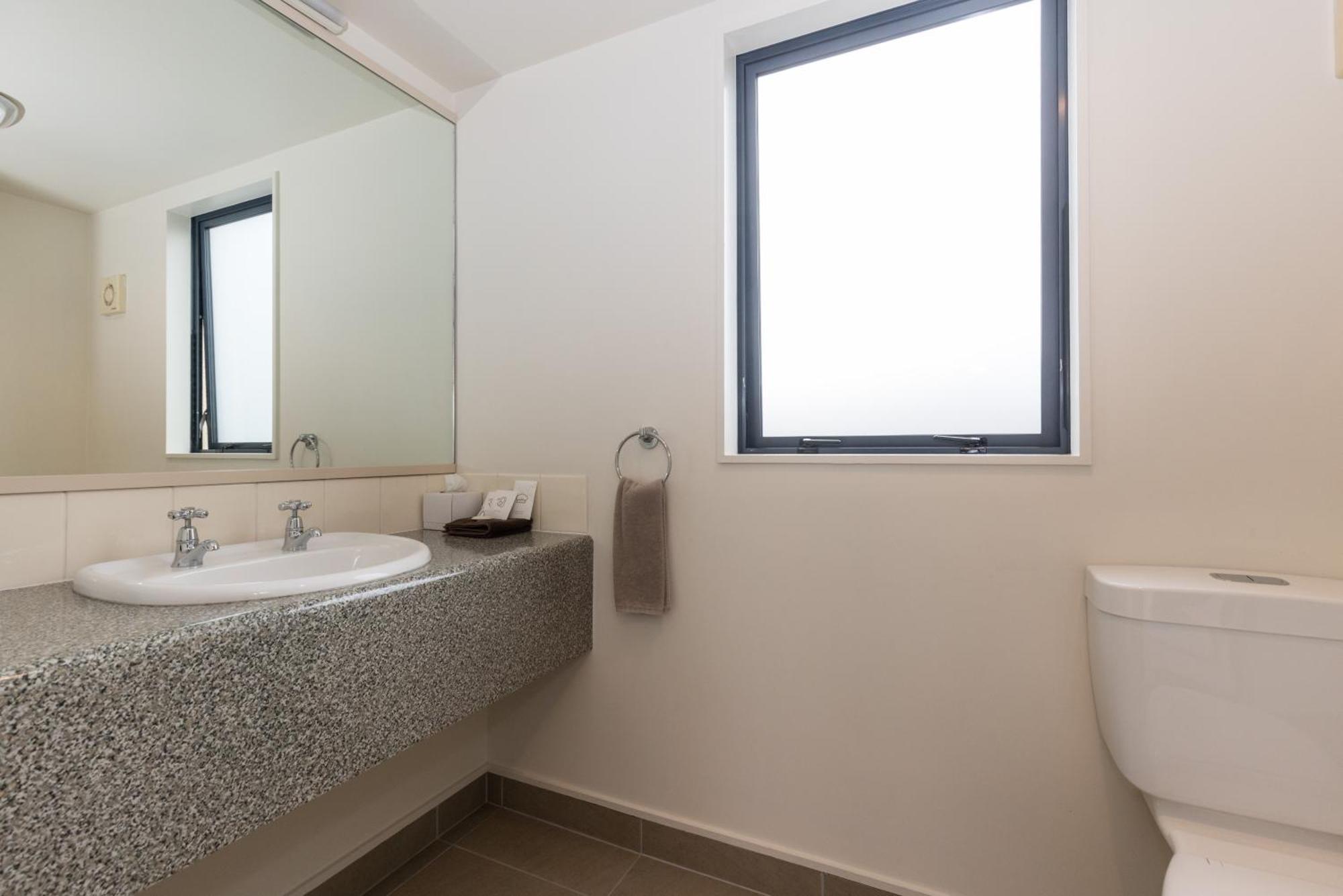 Bella Vista Motel Dunedin Room photo