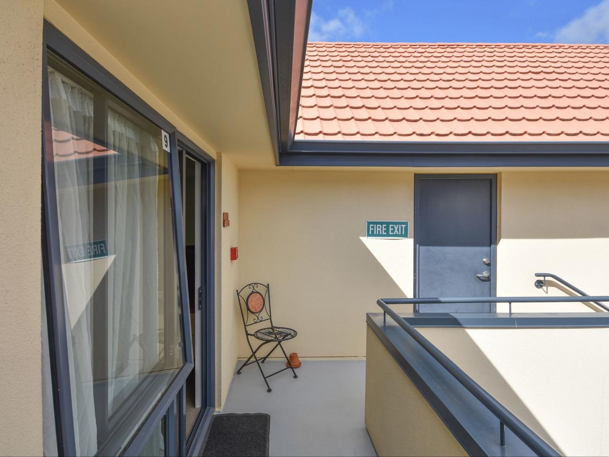 Bella Vista Motel Dunedin Exterior photo